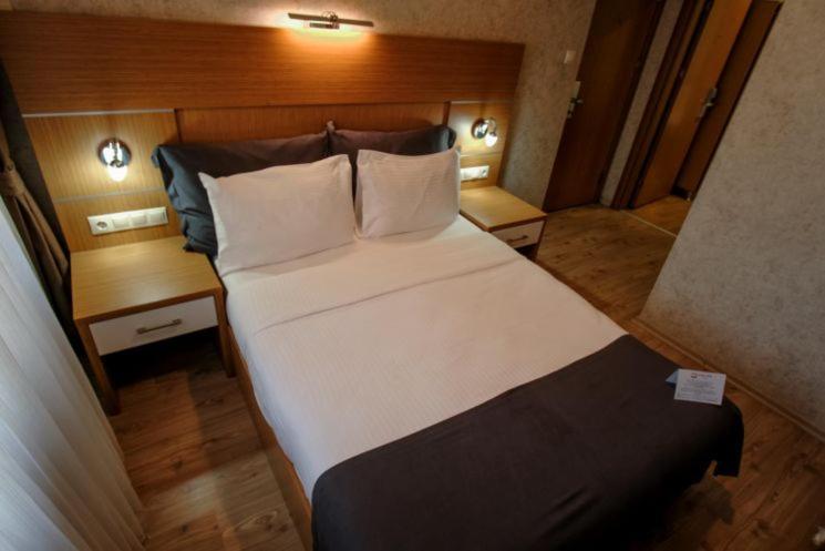 Rhisos Otel ريزه المظهر الخارجي الصورة